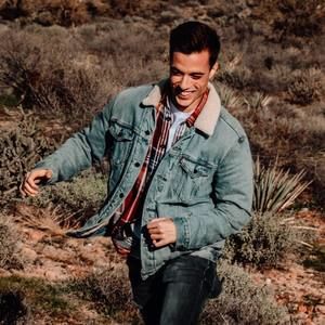 Meet your Posher, Blake